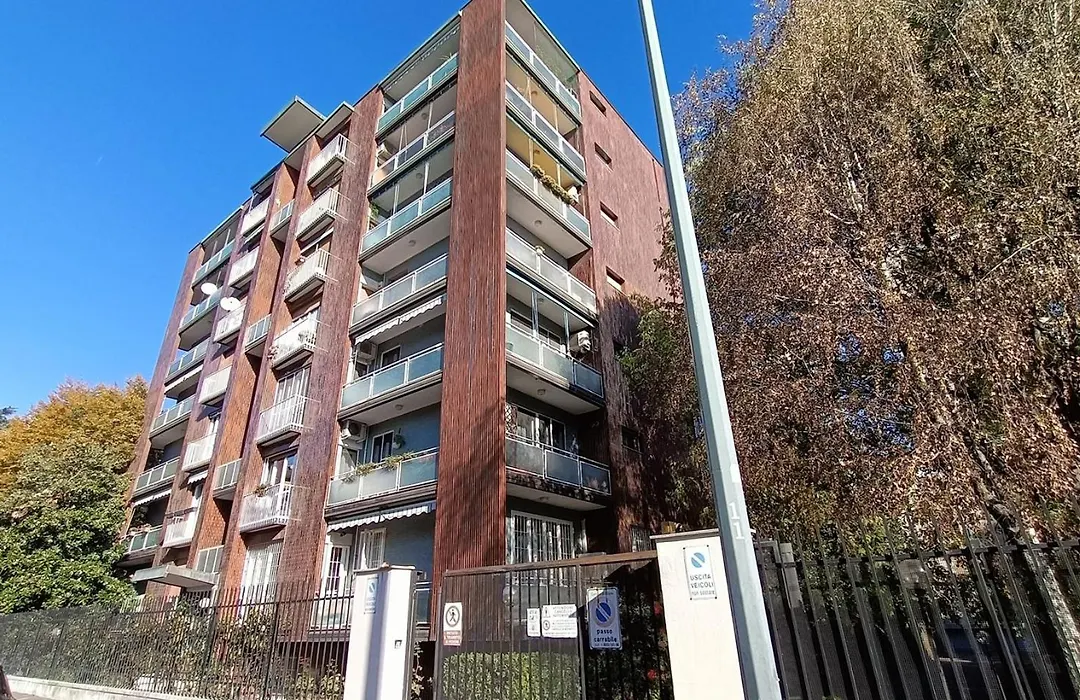 SAHI - Via Dei Ciclamini MM1 Primaticcio, Stadio San Siro, ospedale San Carlo-1